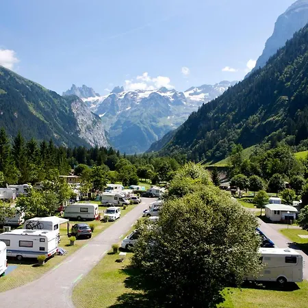 Alpenresort Eienwaeldli キャンプ場